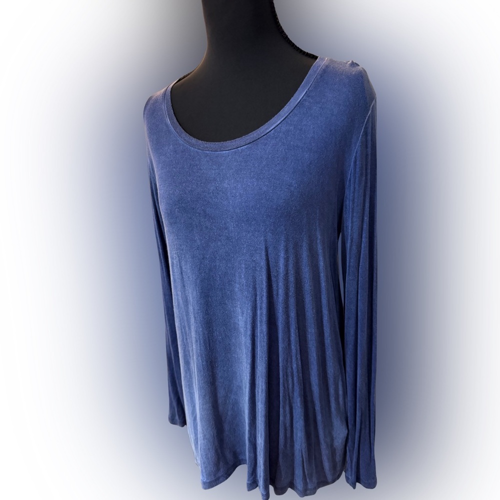 Cable & Gauge Soft Blue Tunic Top